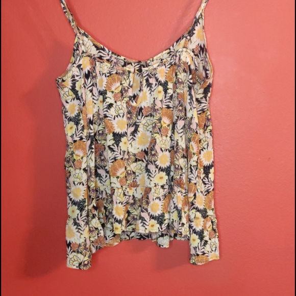 Volcom Top - Picture 2 of 4